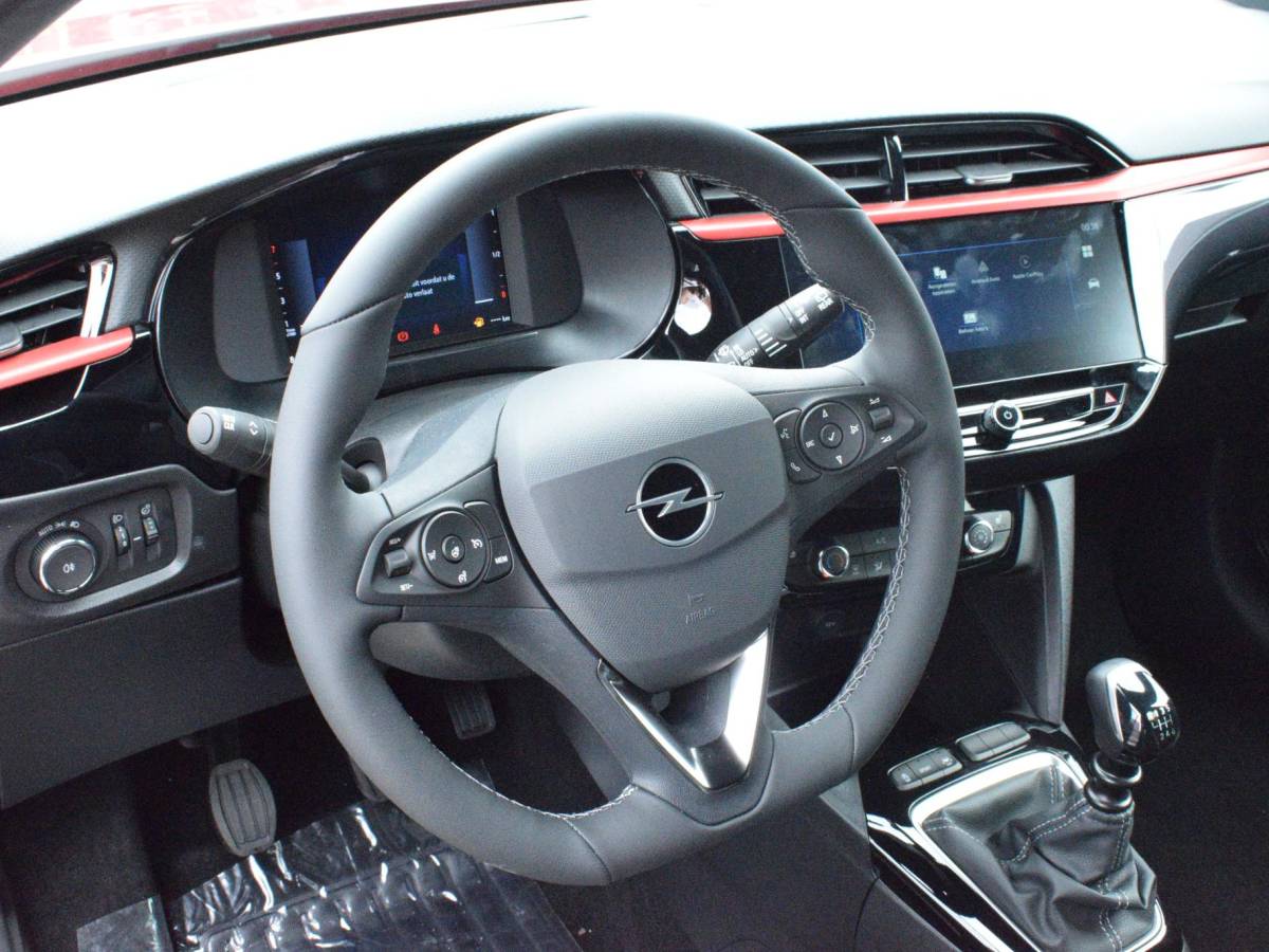 Opel Corsa Opel Corsa 1.2 Turbo Yes | TOT 8 JAAR GARANTIE | WINTERPAKKET | PARKEERSENSOREN | CARPLAY | AIRCO |