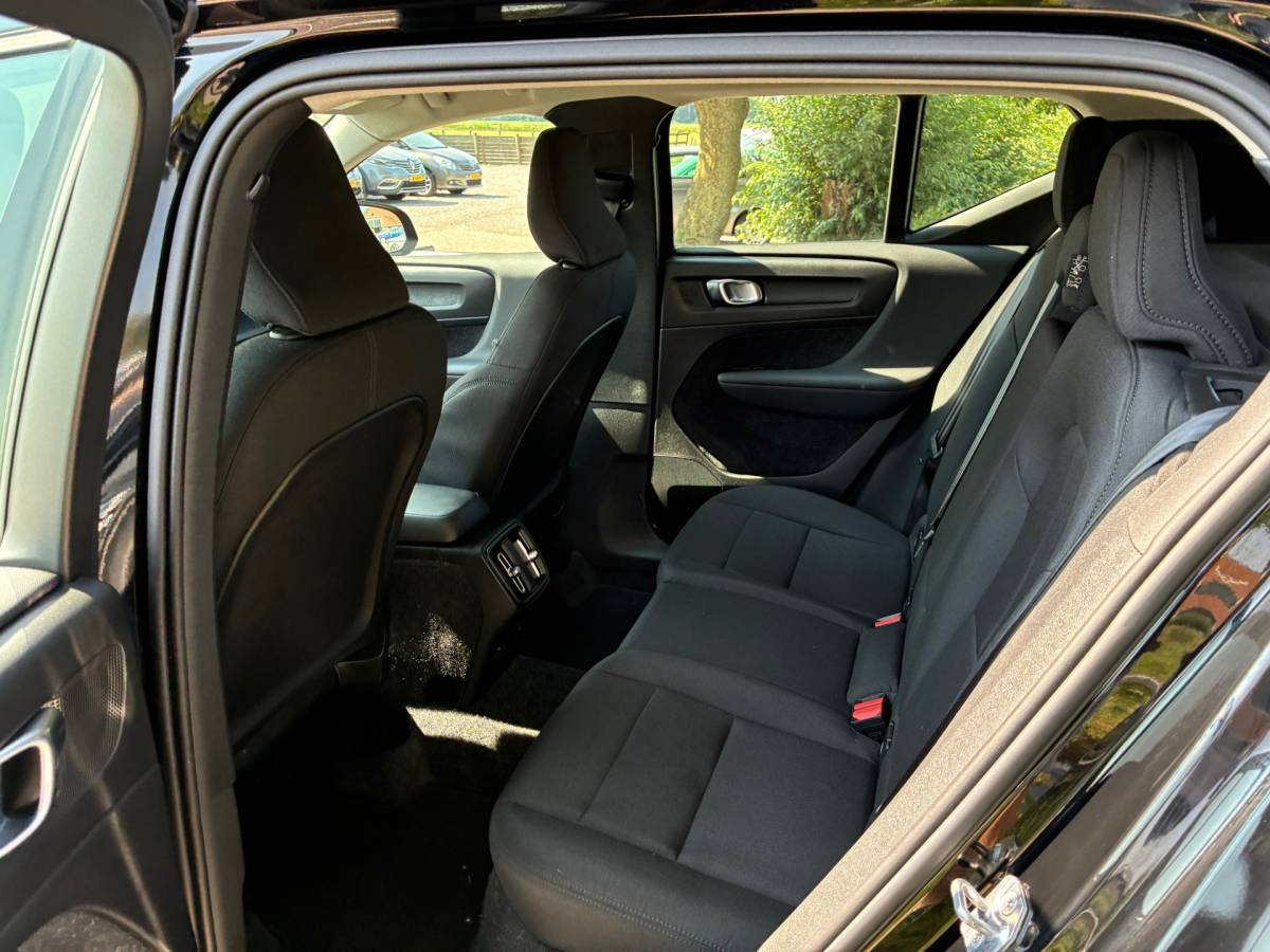 Volvo XC40 Volvo XC40 1.5 T3 | Cruise + Clima + Navi nu € 18.975,-!!!