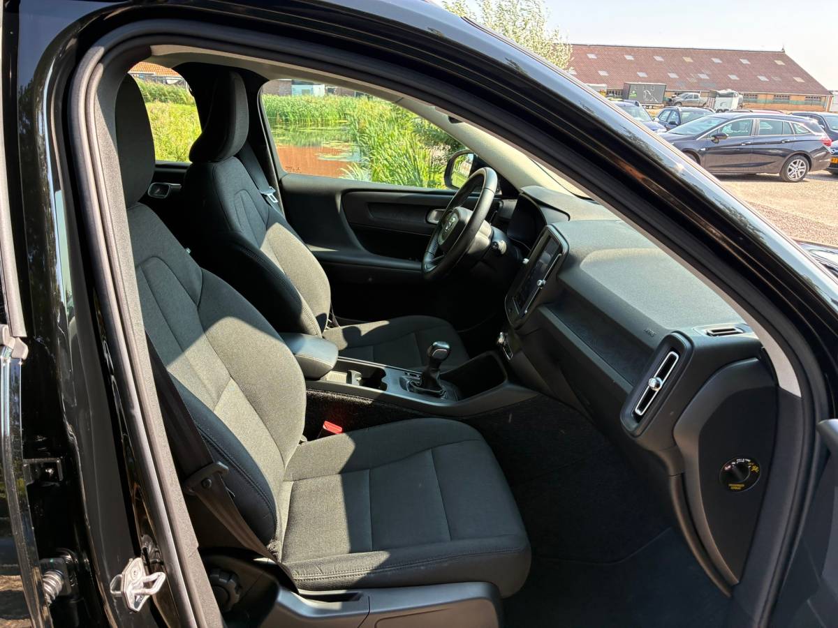 Volvo XC40 Volvo XC40 1.5 T3 | Cruise + Clima + Navi nu € 18.975,-!!!