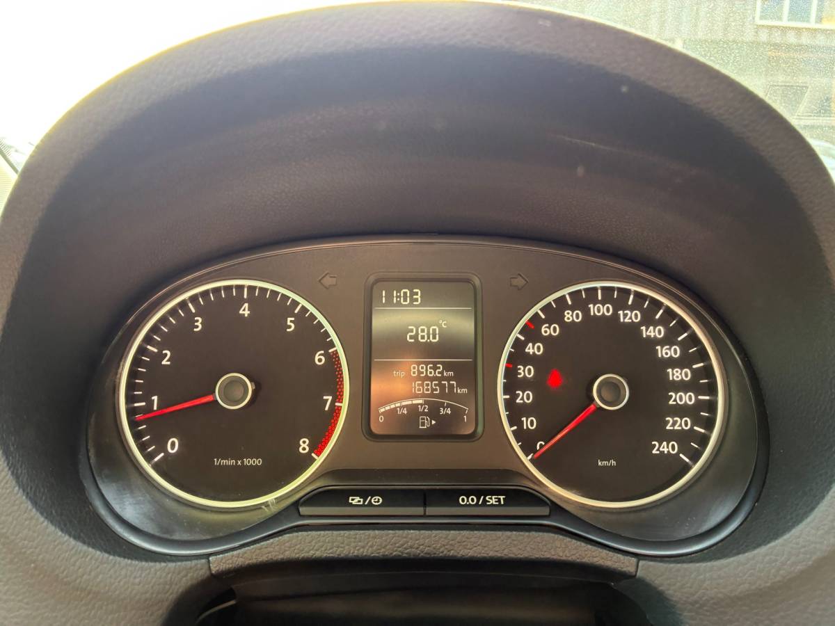 Volkswagen Polo Volkswagen Polo 1.2 TSI BlueMotion Edition | 5-Deurs + Airco nu € 5.975,-!!!