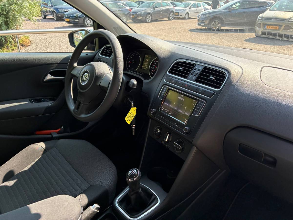 Volkswagen Polo Volkswagen Polo 1.2 TSI BlueMotion Edition | 5-Deurs + Airco nu € 5.975,-!!!