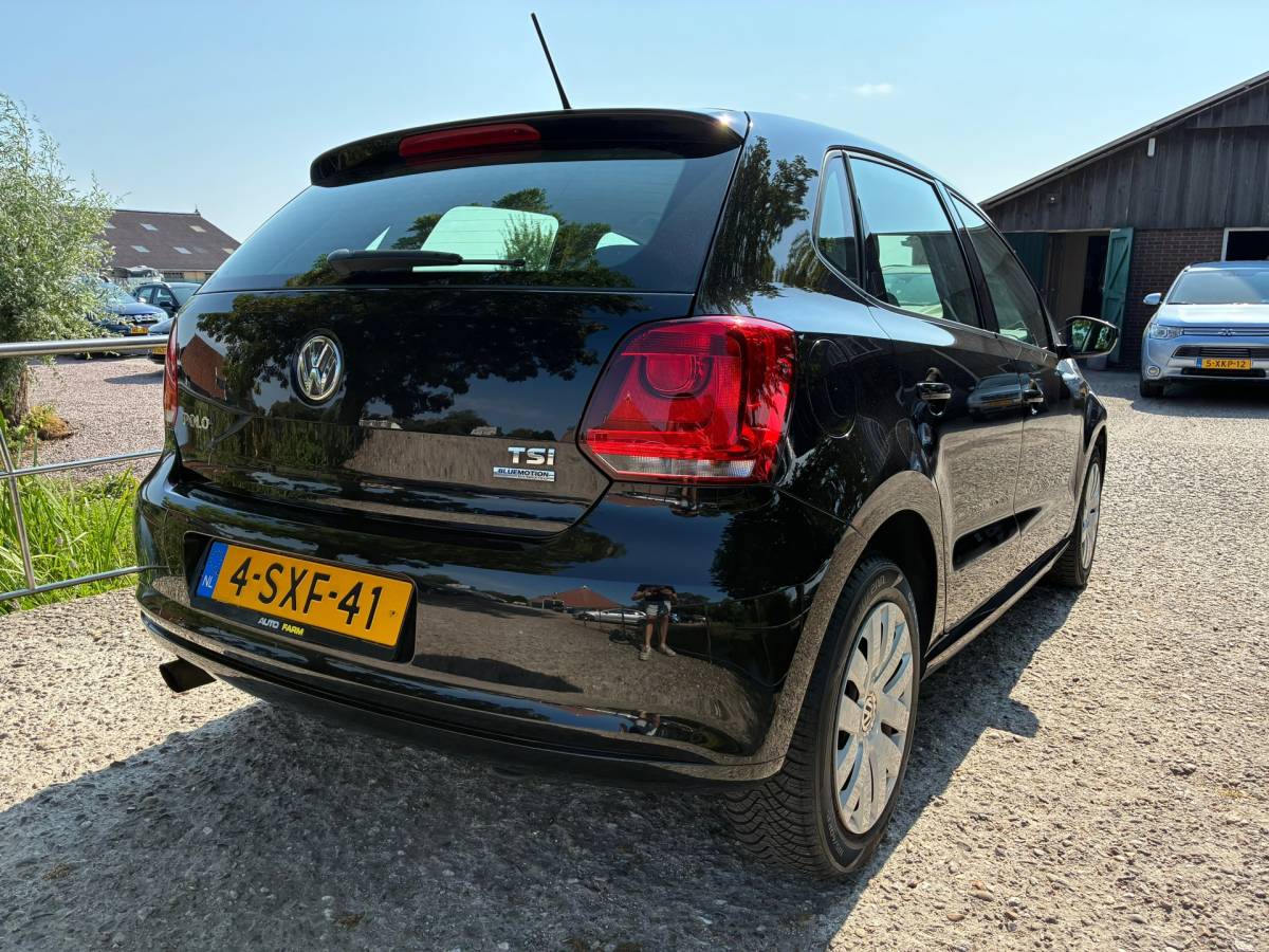 Volkswagen Polo Volkswagen Polo 1.2 TSI BlueMotion Edition | 5-Deurs + Airco nu € 5.975,-!!!