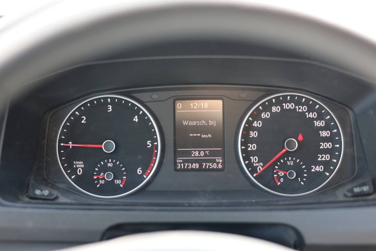 Volkswagen Transporter Volkswagen Transporter 2.0 TDI L2H1 HIGHLINE | CARPLAY | TREKHAAK