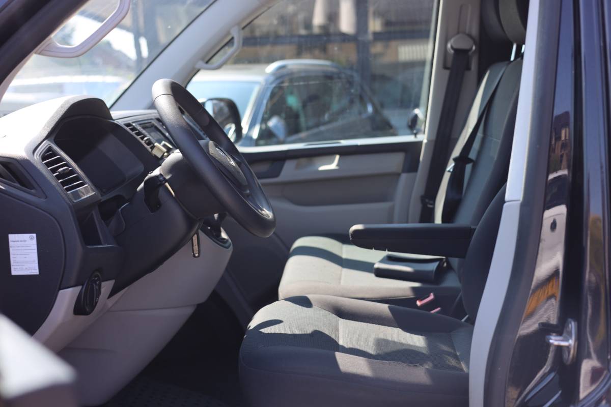 Volkswagen Transporter Volkswagen Transporter 2.0 TDI L2H1 HIGHLINE | CARPLAY | TREKHAAK
