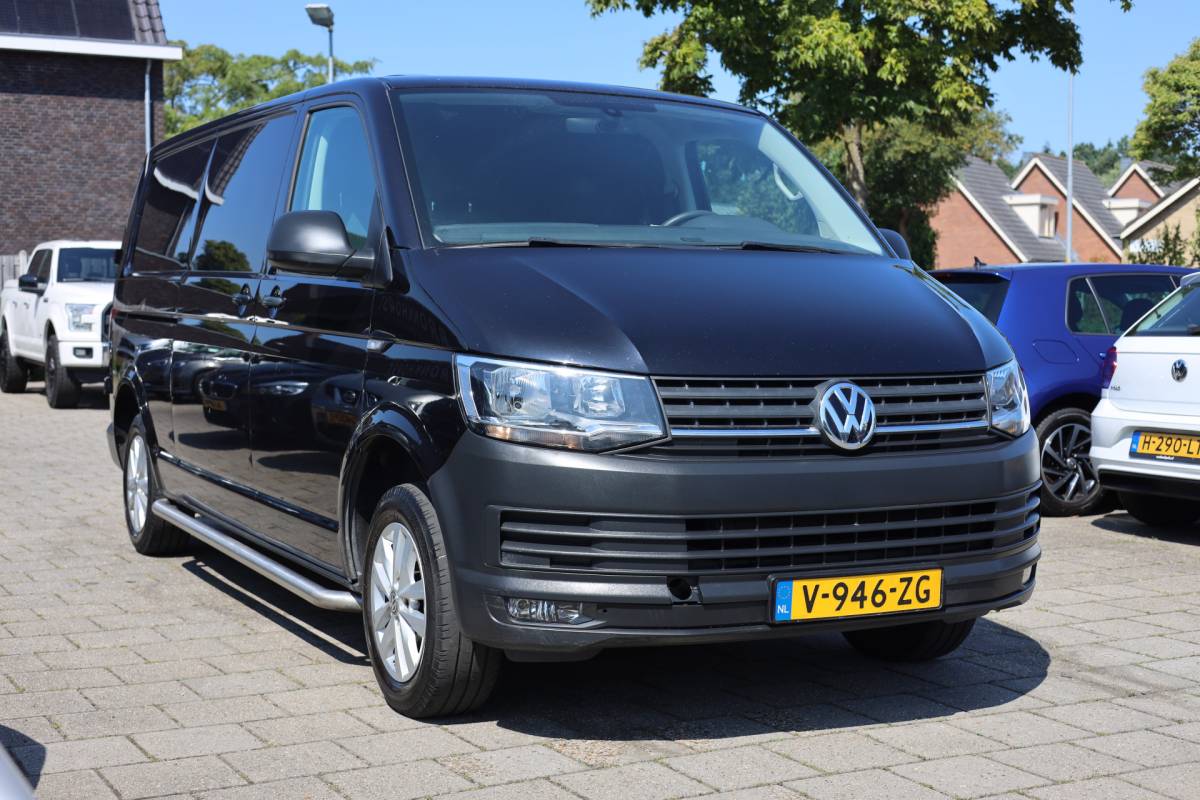 Volkswagen Transporter Volkswagen Transporter 2.0 TDI L2H1 HIGHLINE | CARPLAY | TREKHAAK