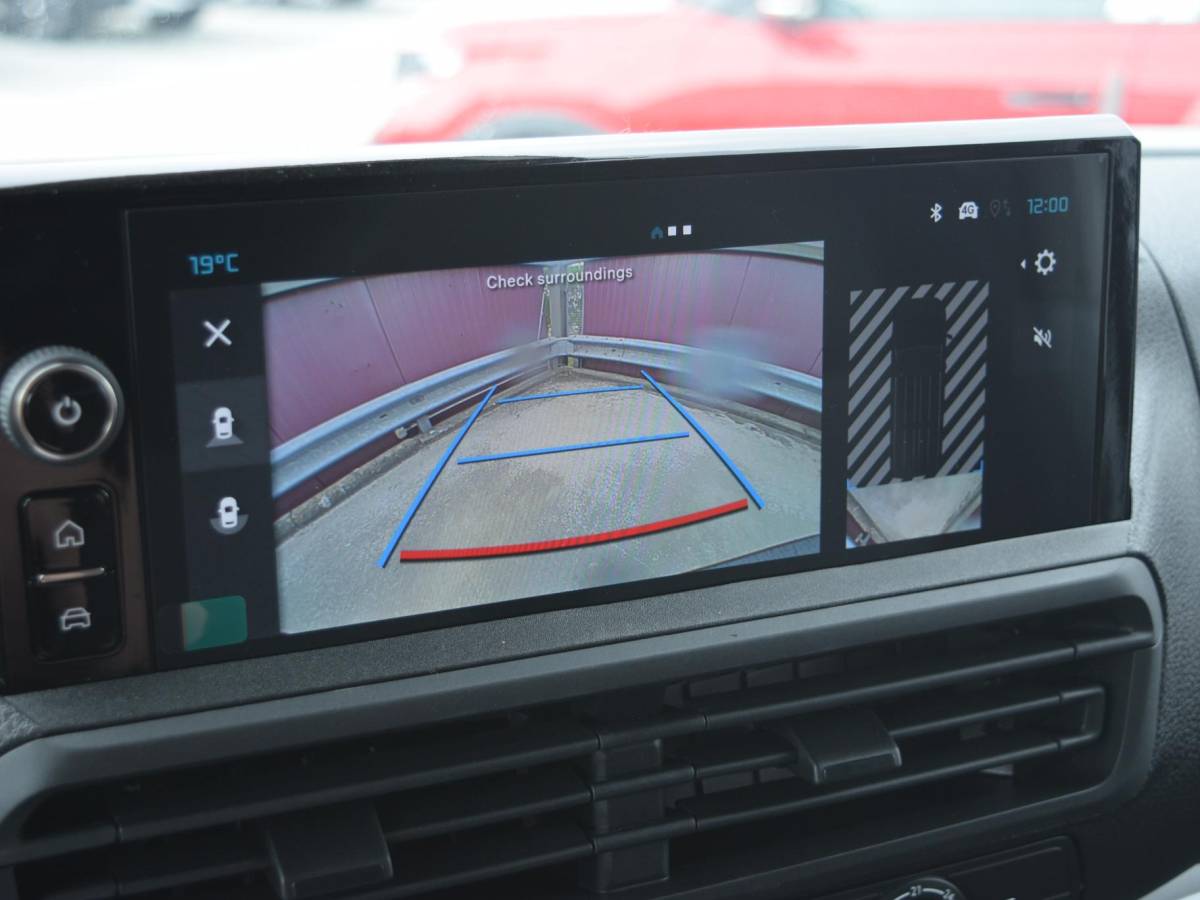 Citroën ë-Jumpy Citroen ë-Jumpy L3 75 kWh | tot 8 jaar garantie | camera | navi incl. Apple Carplay | laadruimtebetimmering | parkeersensoren voor & achter | dodehoek detectie | rijklaarprijs |