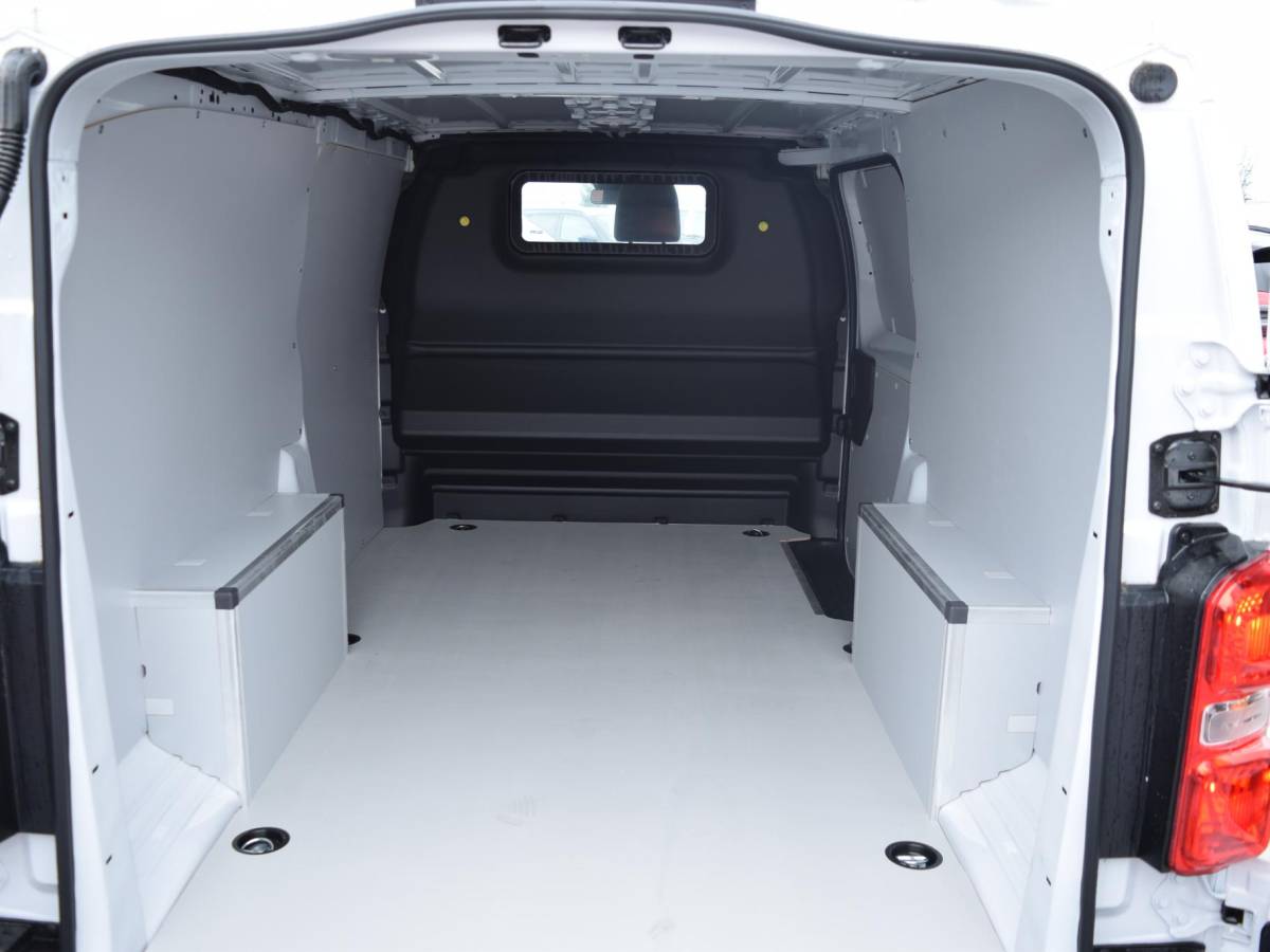Citroën ë-Jumpy Citroen ë-Jumpy L3 75 kWh | tot 8 jaar garantie | camera | navi incl. Apple Carplay | laadruimtebetimmering | parkeersensoren voor & achter | dodehoek detectie | rijklaarprijs |
