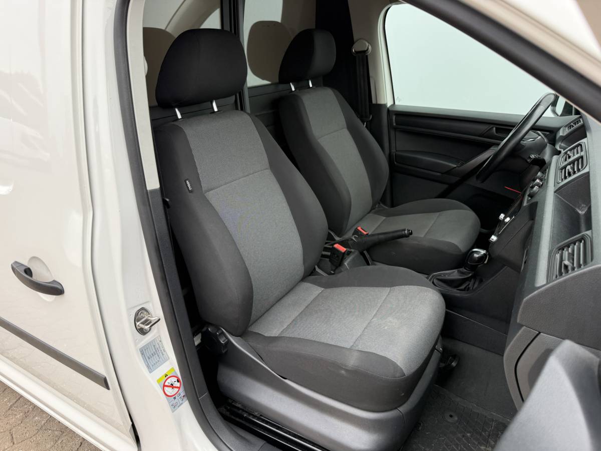 Volkswagen Caddy Volkswagen e-Caddy 37kWh 113PK L2H1 Elektrisch Caddy ABT Maxi 37,3kWh 159km WLTP LED Trekhaak Airco Stoelverwarming Parkeersensoren