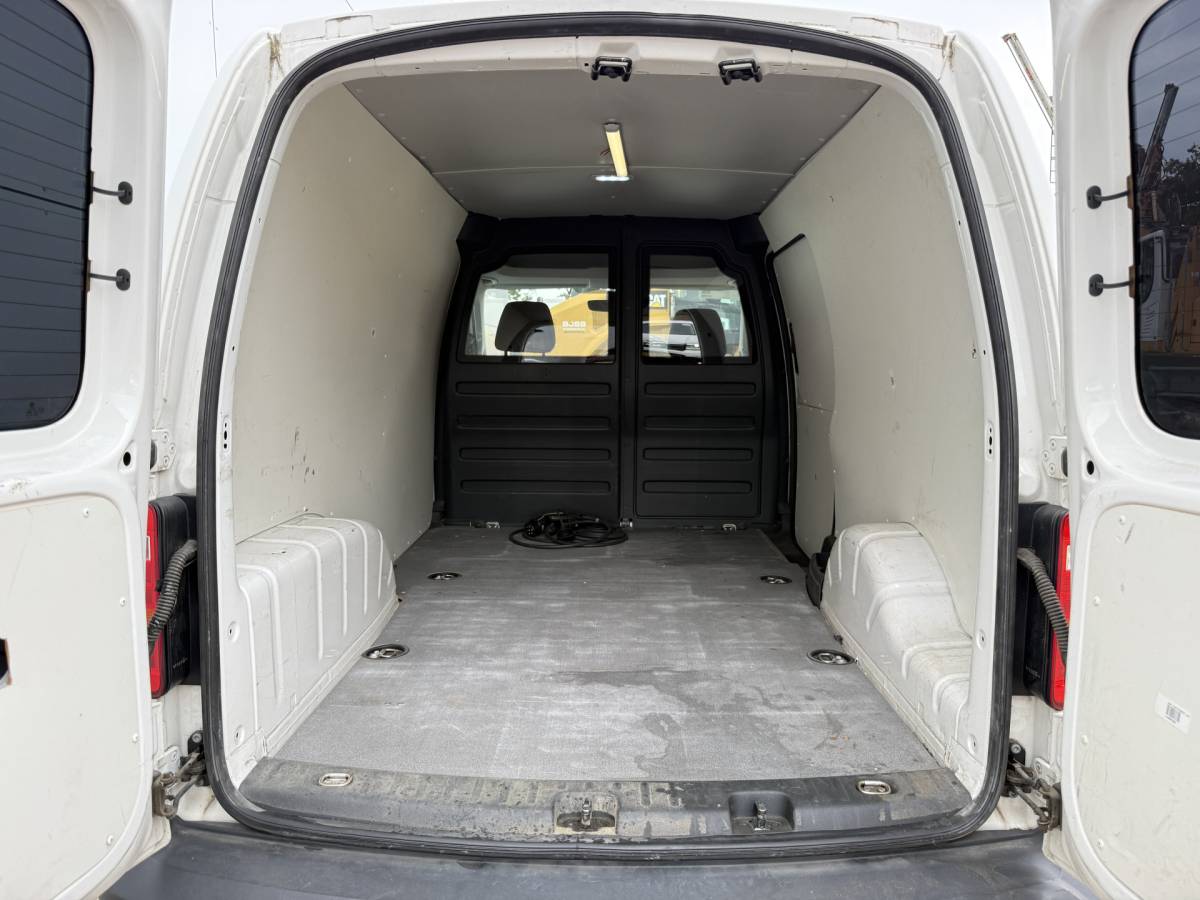 Volkswagen Caddy Volkswagen e-Caddy 37kWh 113PK L2H1 Elektrisch Caddy ABT Maxi 37,3kWh 159km WLTP LED Trekhaak Airco Stoelverwarming Parkeersensoren