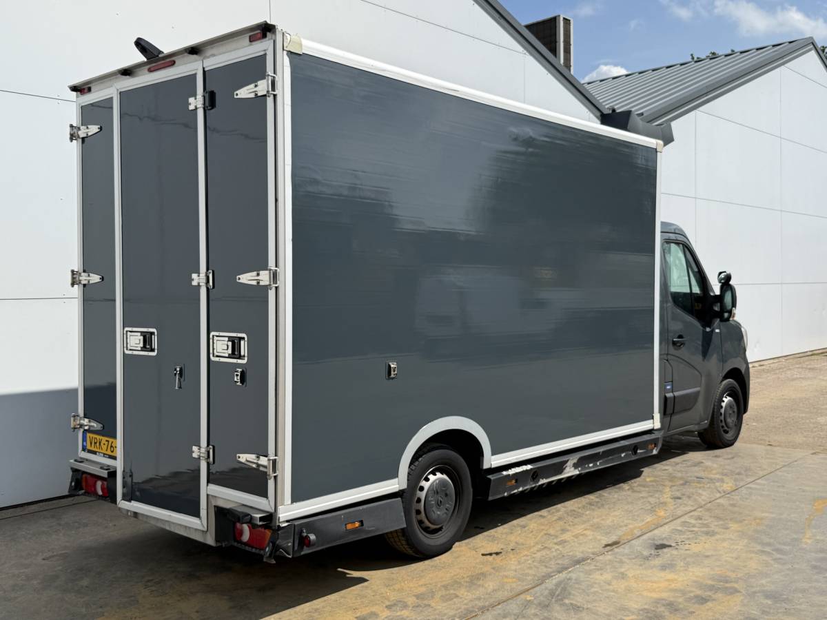 Renault Master Renault Master Plancher T35 2.3 DCI 150PK Lowliner Bakwagen Airco Cruise Control Camera Foodtruck Meubelbak Paardenwagen