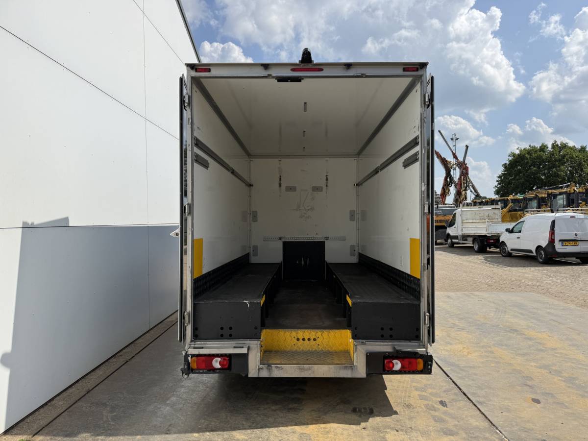 Renault Master Renault Master Plancher T35 2.3 DCI 150PK Lowliner Bakwagen Airco Cruise Control Camera Foodtruck Meubelbak Paardenwagen