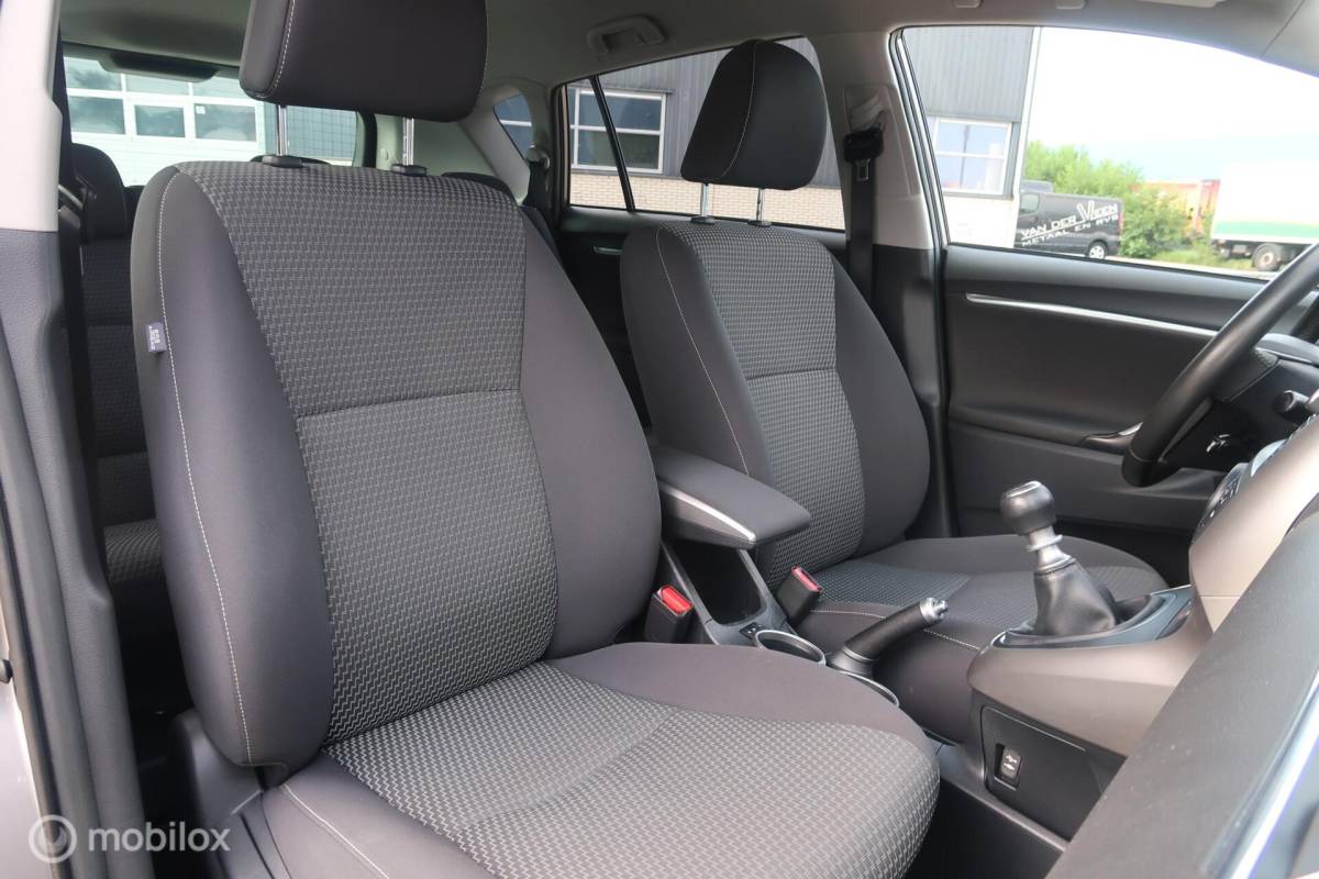 Toyota Verso Toyota Verso 1.6 VVT-i Business Top 5 editie