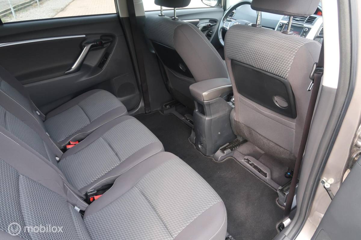 Toyota Verso Toyota Verso 1.6 VVT-i Business Top 5 editie