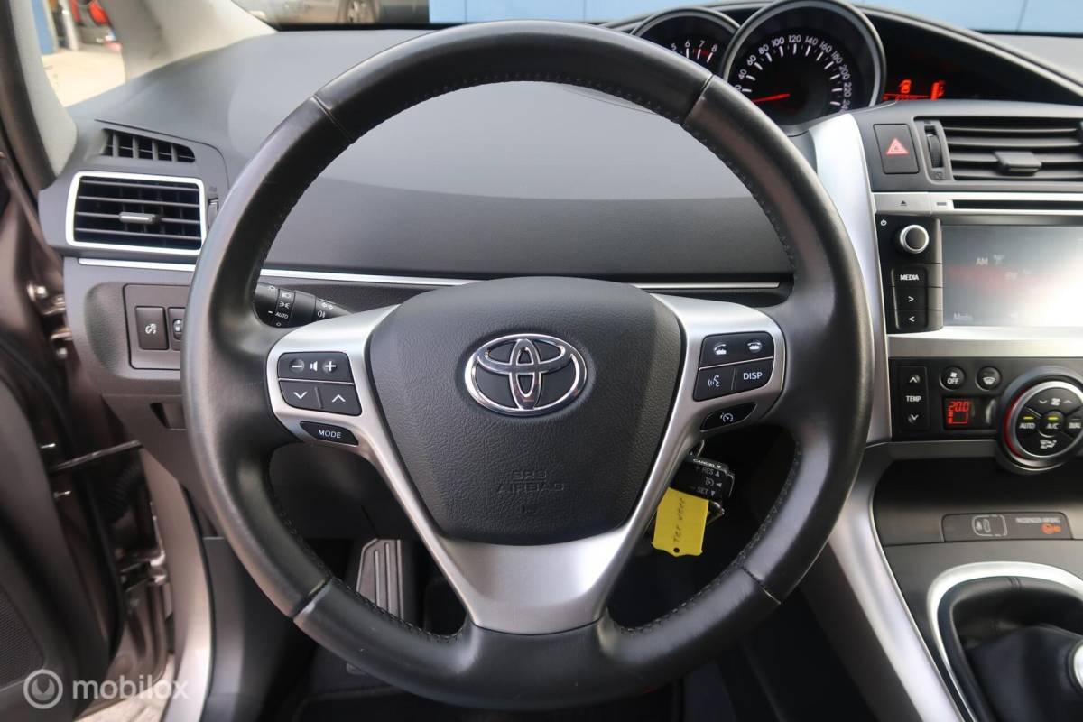 Toyota Verso Toyota Verso 1.6 VVT-i Business Top 5 editie