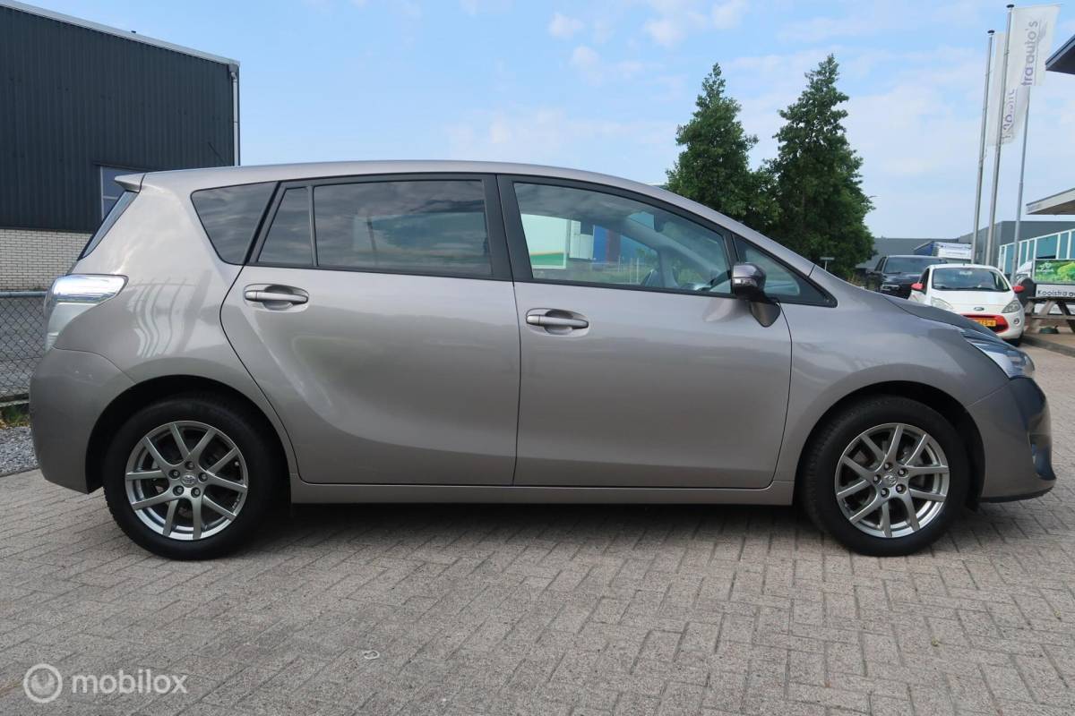 Toyota Verso Toyota Verso 1.6 VVT-i Business Top 5 editie