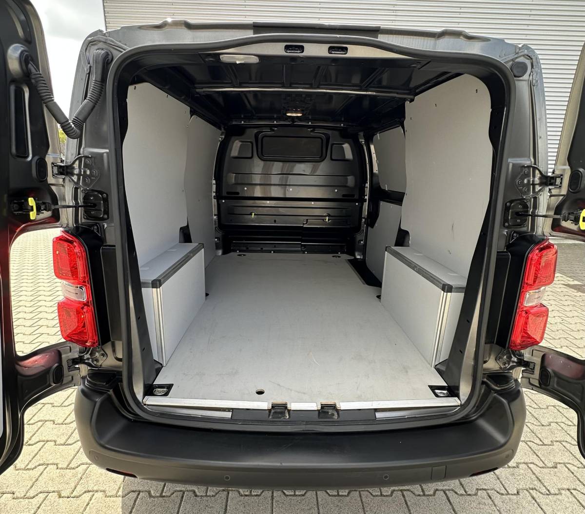Peugeot Expert Peugeot Expert 2.0 BlueHDI 145 PK Automaat Cruise|Camera|Navi
