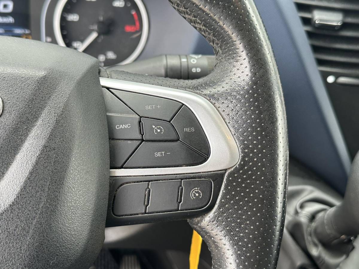 Iveco Daily Iveco Daily 35S16V 2.3 410 Bakwagen met laadklep automaat