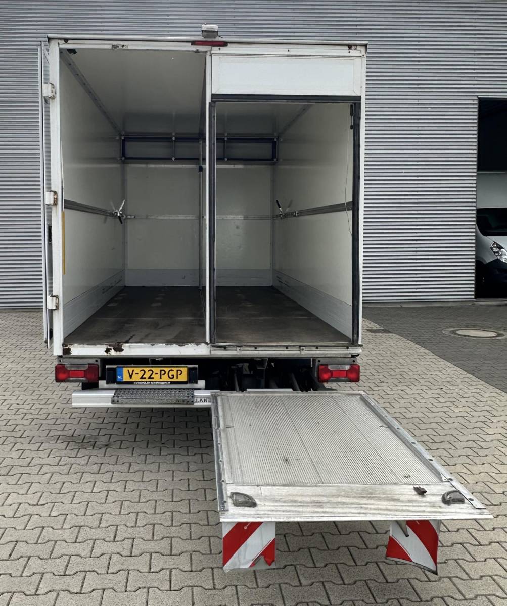 Iveco Daily Iveco Daily 35S16V 2.3 410 Bakwagen met laadklep automaat