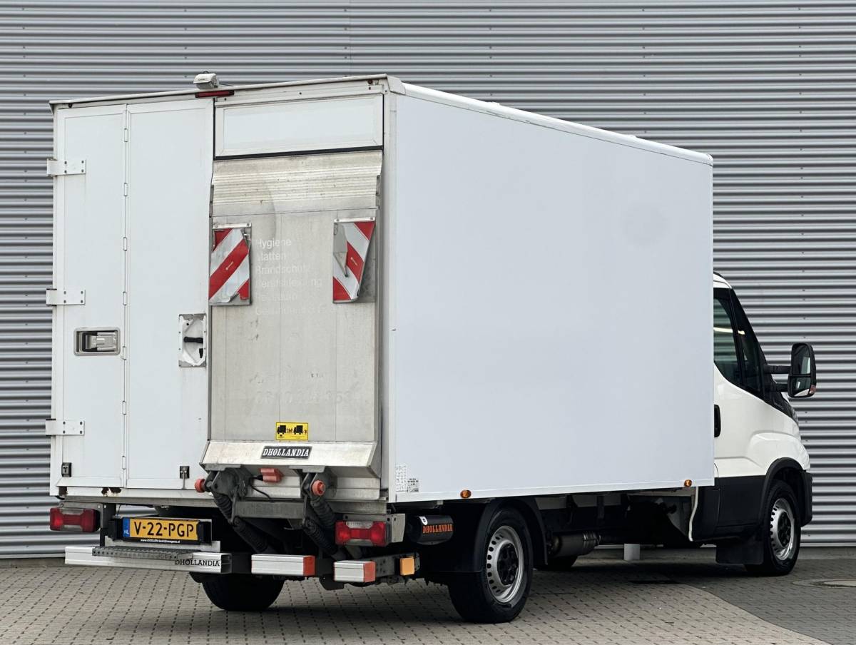 Iveco Daily Iveco Daily 35S16V 2.3 410 Bakwagen met laadklep automaat