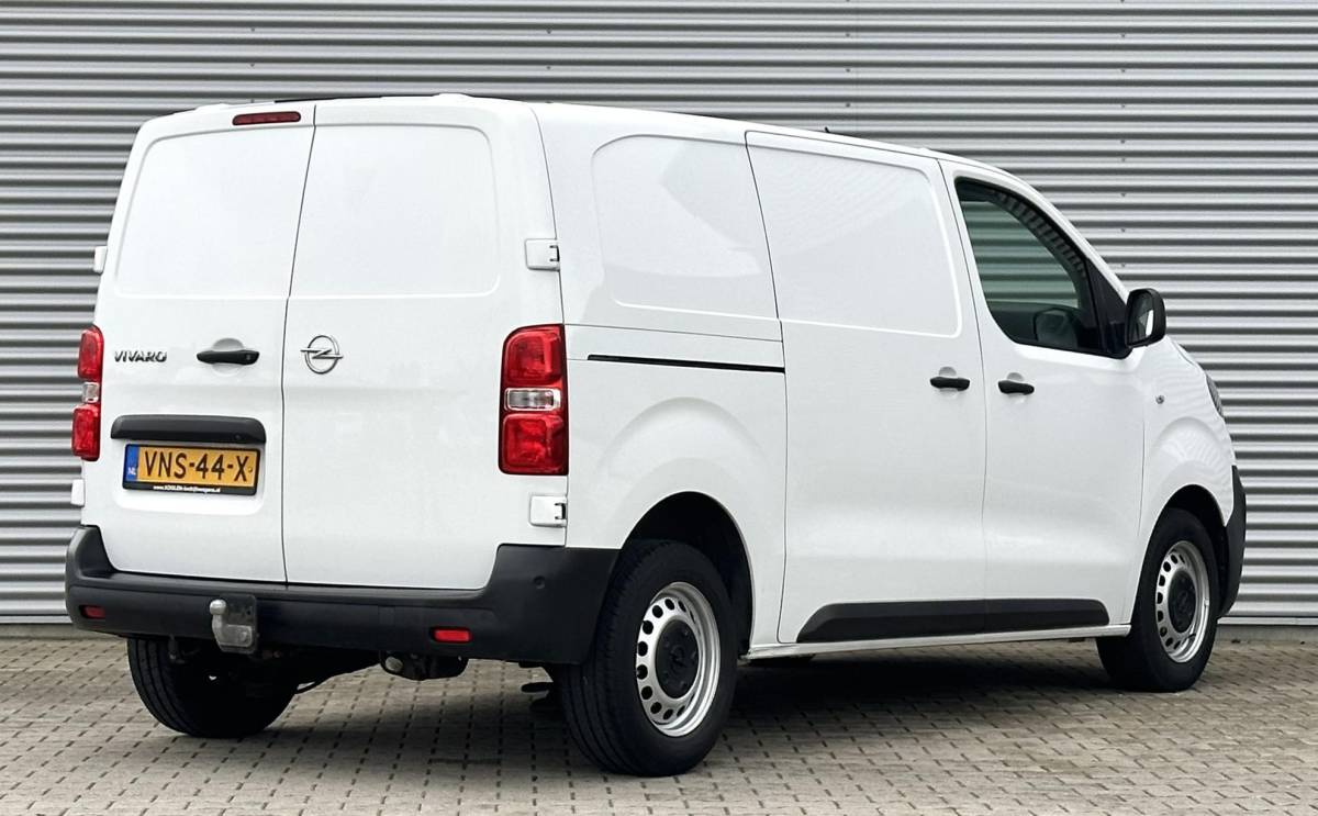 Opel Vivaro Opel Vivaro 2.0 CDTI L2H1 Edition Trekhaak|navi|cruise Citroén Jumpy/Peugeot Expert