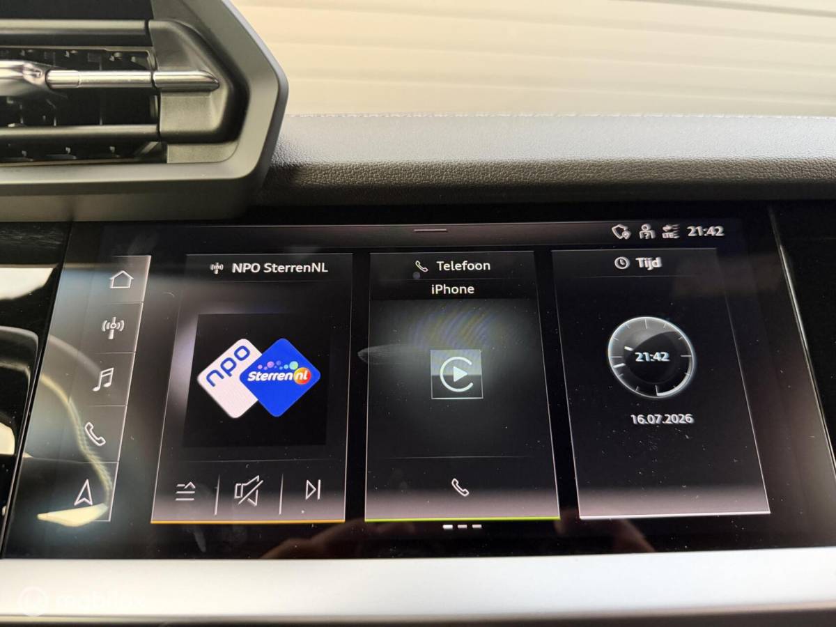 Audi A3 Audi A3 Limousine 30 TFSI 2X  S-line MATRIX*CARPLAY*BLACK OPTIC*VIRTUAL DISPLAY*NAP!