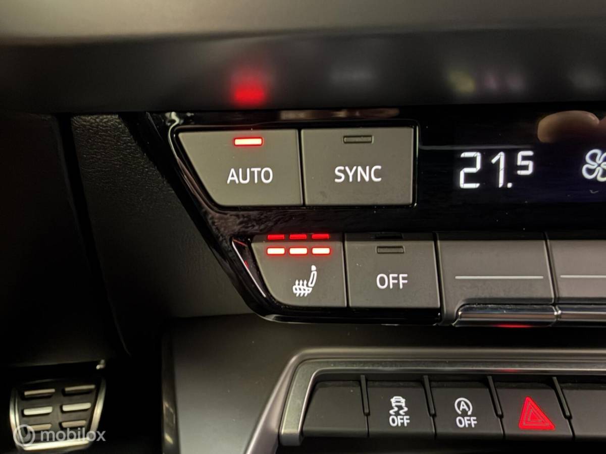 Audi A3 Audi A3 Limousine 30 TFSI 2X  S-line MATRIX*CARPLAY*BLACK OPTIC*VIRTUAL DISPLAY*NAP!