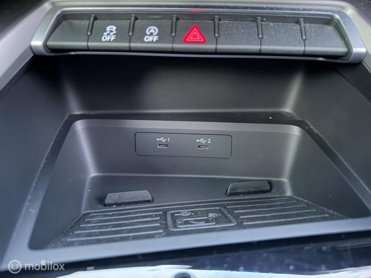 Audi A3 Audi A3 Limousine 30 TFSI 2X  S-line MATRIX*CARPLAY*BLACK OPTIC*VIRTUAL DISPLAY*NAP!