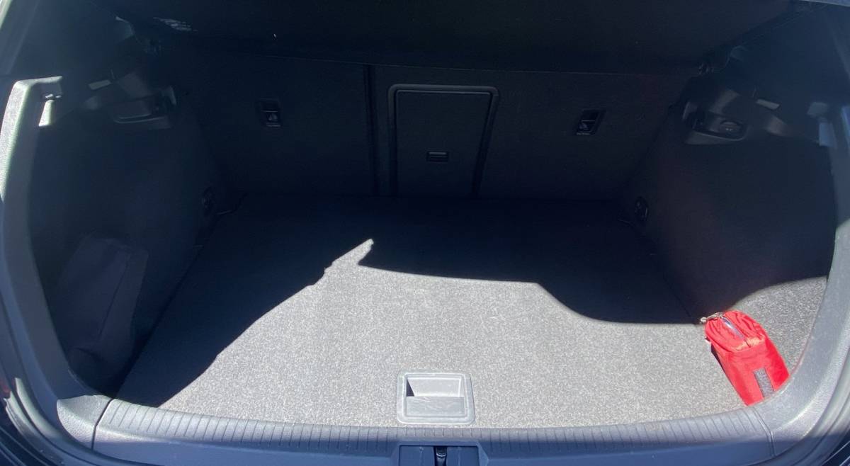 Volkswagen Golf Volkswagen Golf 2.0 TSI GTI Performance/ Pano/ Dynaudio/ Keyless/ Virtual CP/ Dynamic lights