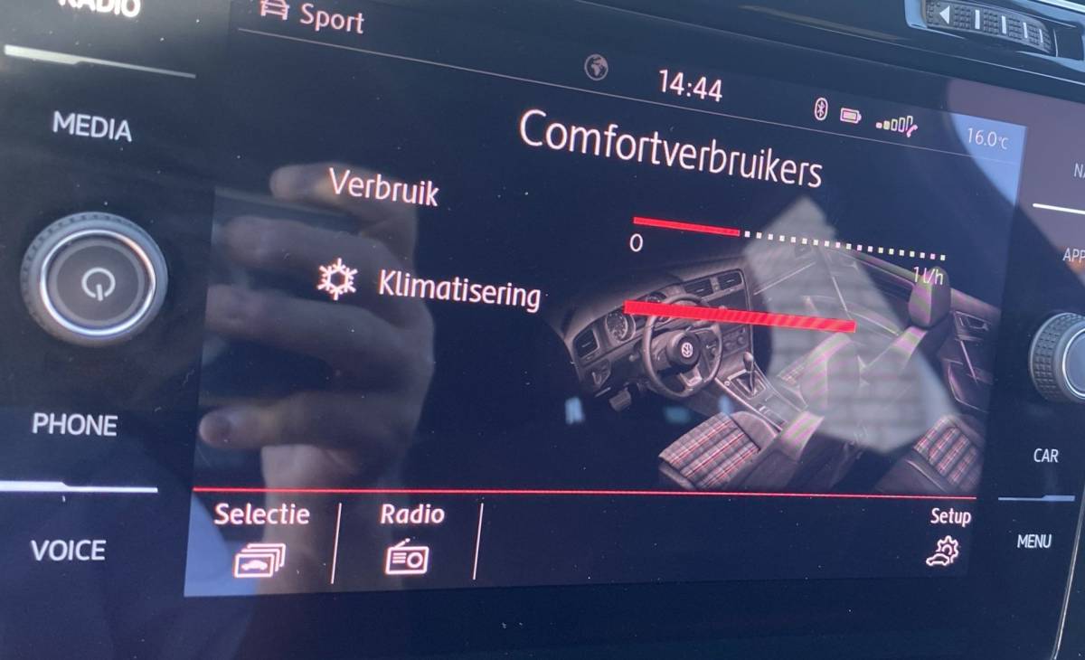 Volkswagen Golf Volkswagen Golf 2.0 TSI GTI Performance/ Pano/ Dynaudio/ Keyless/ Virtual CP/ Dynamic lights