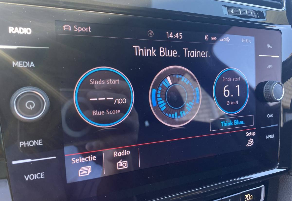 Volkswagen Golf Volkswagen Golf 2.0 TSI GTI Performance/ Pano/ Dynaudio/ Keyless/ Virtual CP/ Dynamic lights