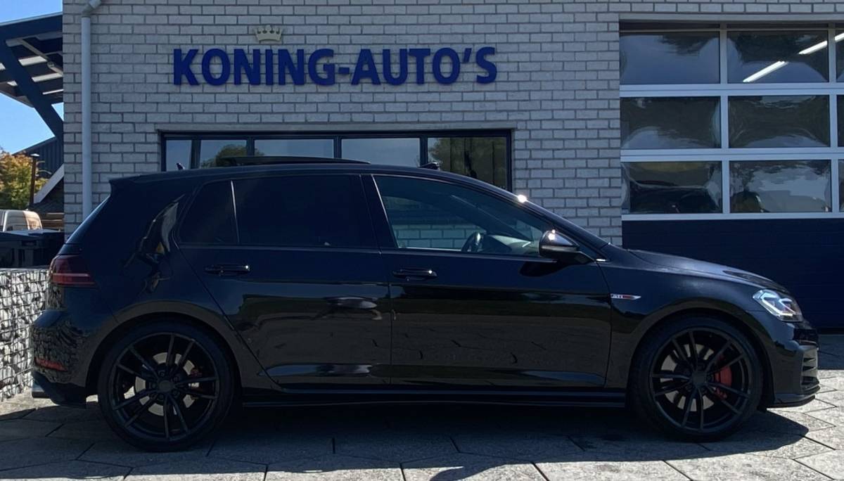 Volkswagen Golf Volkswagen Golf 2.0 TSI GTI Performance/ Pano/ Dynaudio/ Keyless/ Virtual CP/ Dynamic lights