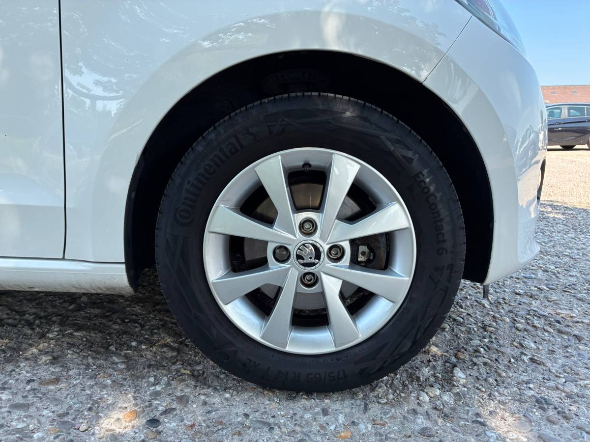 Škoda Citigo Skoda Citigo 1.0 Greentech Edition | 5-Deurs + Airco + Cruise nu € 5.450,-!!!