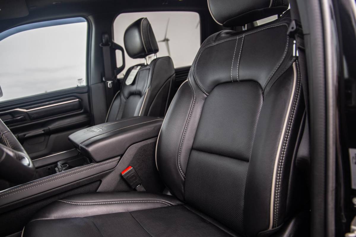 Dodge Ram 1500 Dodge Ram 1500 5.7 V8 4×4 Crew Cab Limited BPM VRIJ / ALL IN PRIJS / PANO / KLEP / WIDE BODY / GARANTIE