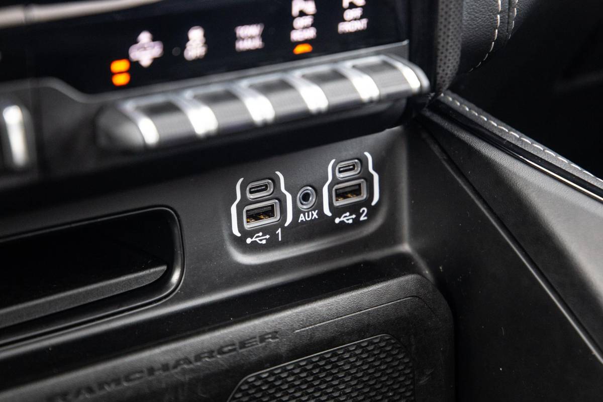 Dodge Ram 1500 Dodge Ram 1500 5.7 V8 4×4 Crew Cab Limited BPM VRIJ / ALL IN PRIJS / PANO / KLEP / WIDE BODY / GARANTIE