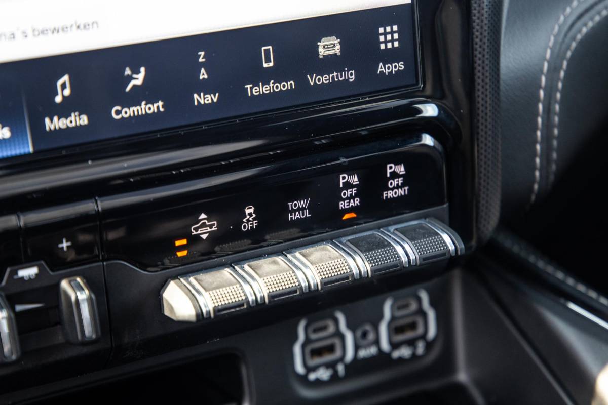 Dodge Ram 1500 Dodge Ram 1500 5.7 V8 4×4 Crew Cab Limited BPM VRIJ / ALL IN PRIJS / PANO / KLEP / WIDE BODY / GARANTIE