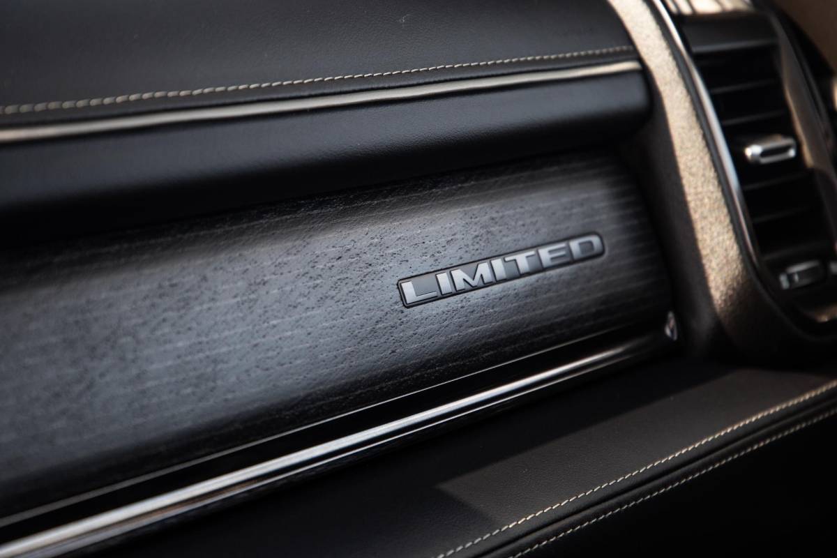 Dodge Ram 1500 Dodge Ram 1500 5.7 V8 4×4 Crew Cab Limited BPM VRIJ / ALL IN PRIJS / PANO / KLEP / WIDE BODY / GARANTIE