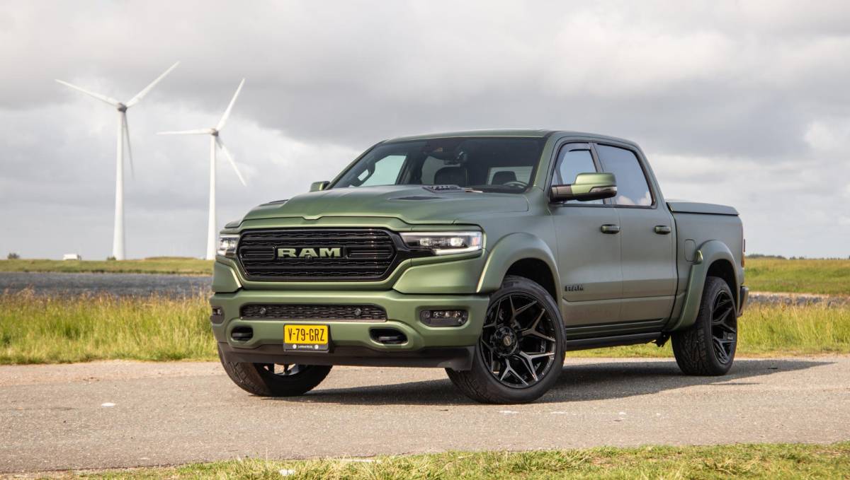 Dodge Ram 1500 Dodge Ram 1500 5.7 V8 4×4 Crew Cab Limited BPM VRIJ / ALL IN PRIJS / PANO / KLEP / WIDE BODY / GARANTIE