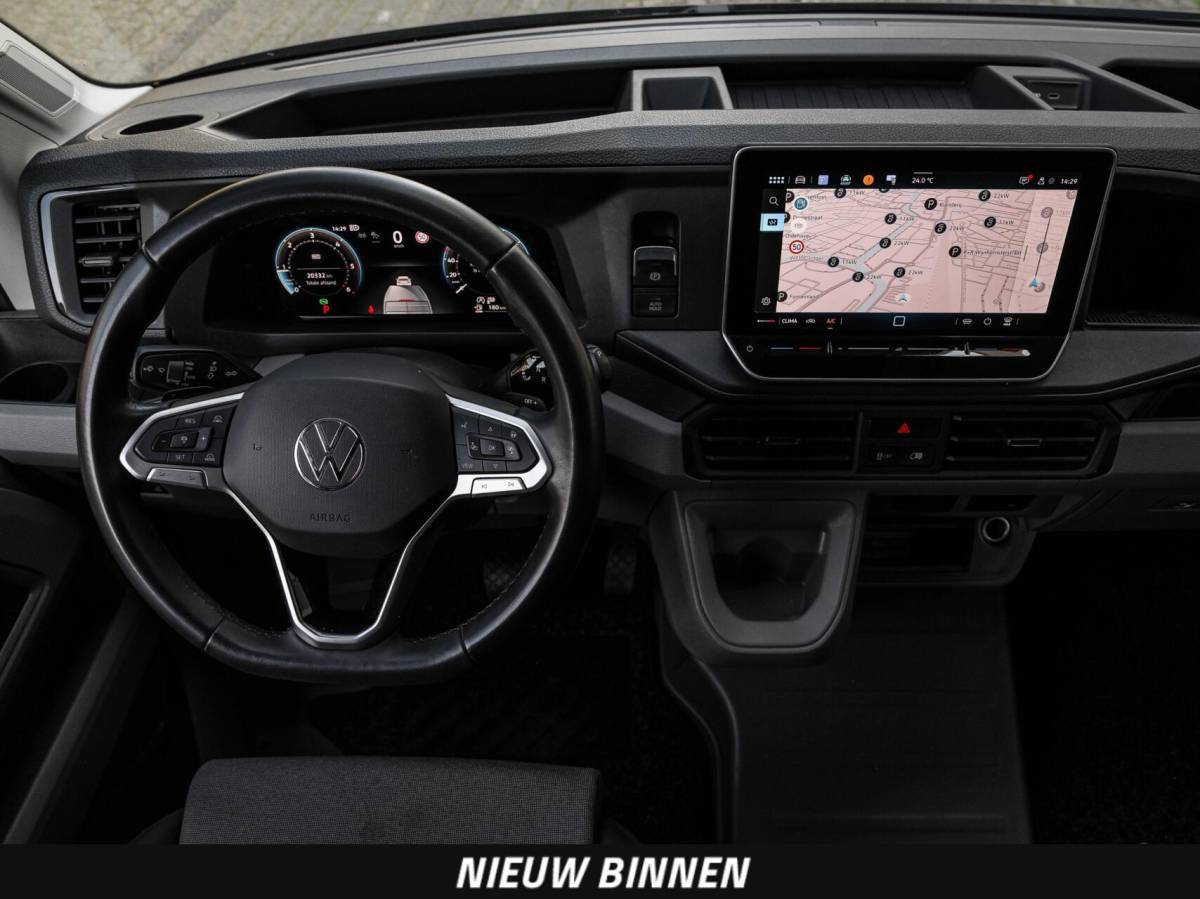 Volkswagen Crafter Volkswagen Crafter 2.0 TDI 140 PK DSG L3H3 Exclusive Facelift LED ACC Navigatie Trekhaak Camera ergoActive BPM-VRIJ! excl. BTW