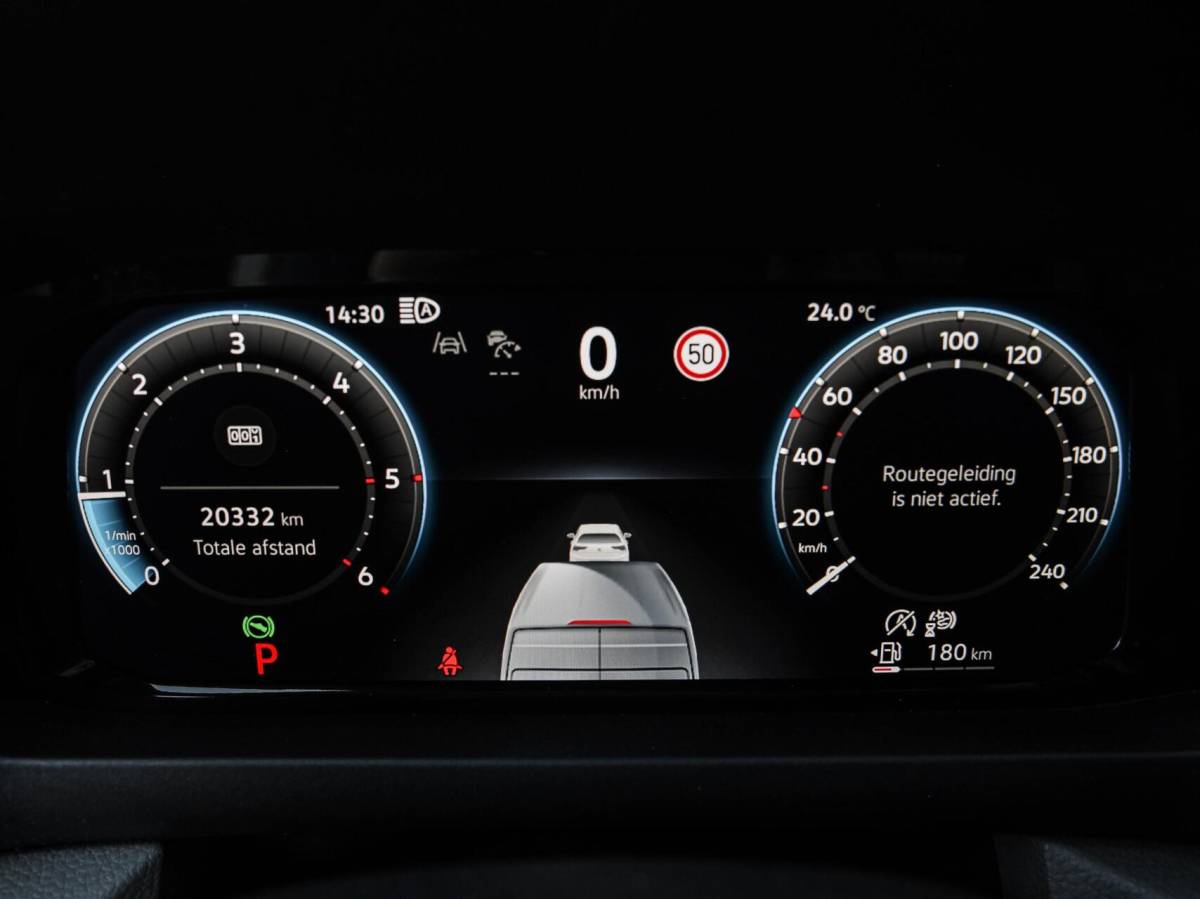 Volkswagen Crafter Volkswagen Crafter 2.0 TDI 140 PK DSG L3H3 Exclusive Facelift LED ACC Navigatie Trekhaak Camera ergoActive BPM-VRIJ! excl. BTW