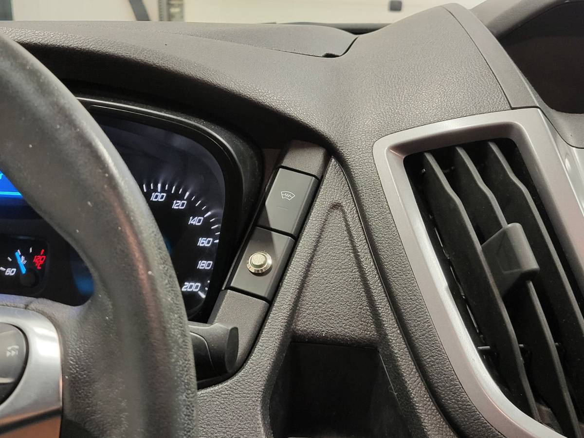 Ford Transit Ford Transit 2.2TDCI L2/H2 2700kg Trekgewicht!