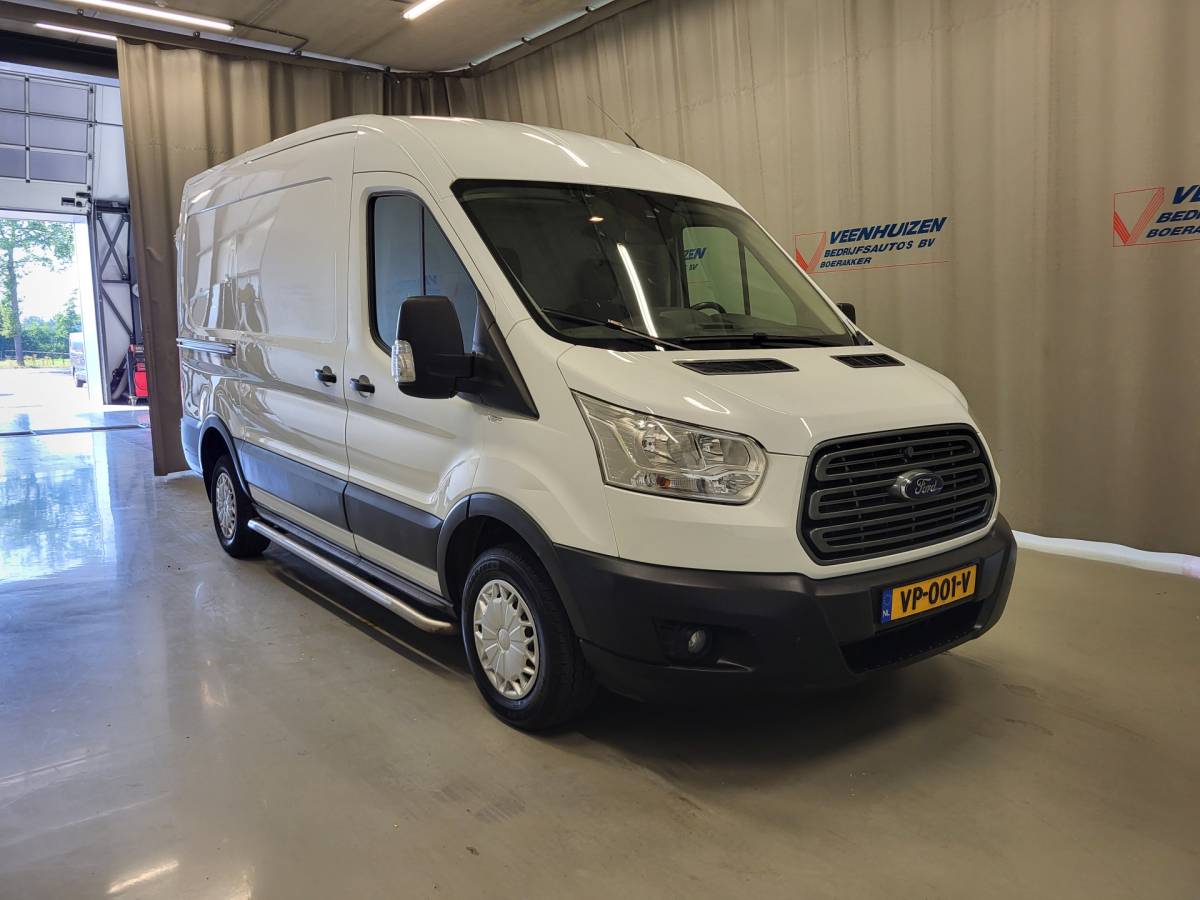 Ford Transit Ford Transit 2.2TDCI L2/H2 2700kg Trekgewicht!