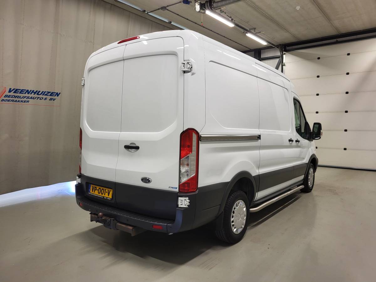 Ford Transit Ford Transit 2.2TDCI L2/H2 2700kg Trekgewicht!