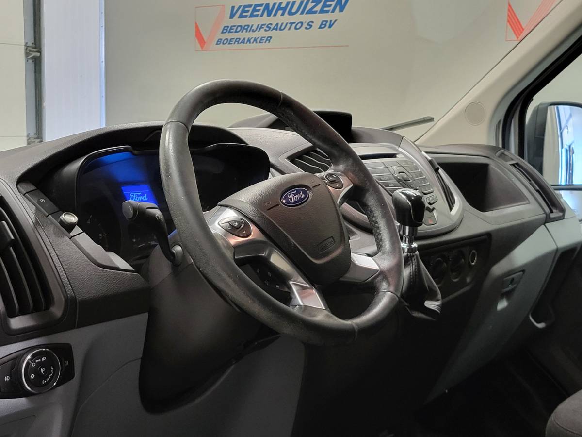Ford Transit Ford Transit 2.2TDCI L2/H2 2700kg Trekgewicht!