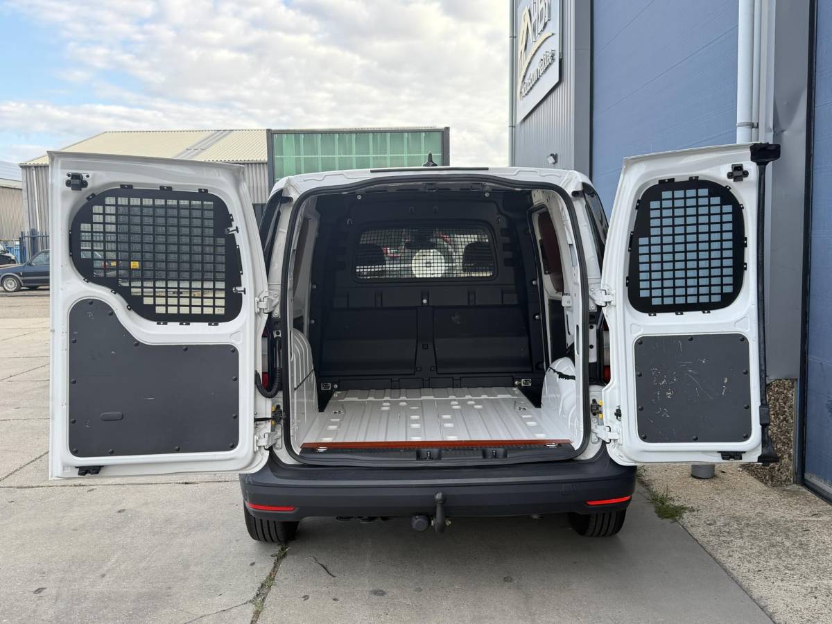 Volkswagen Caddy Volkswagen Caddy Cargo 2.0 TDI Economy Business AIRCO / CRUISE CONTROLE / N.A.P / TREKHAAK / EURO 6