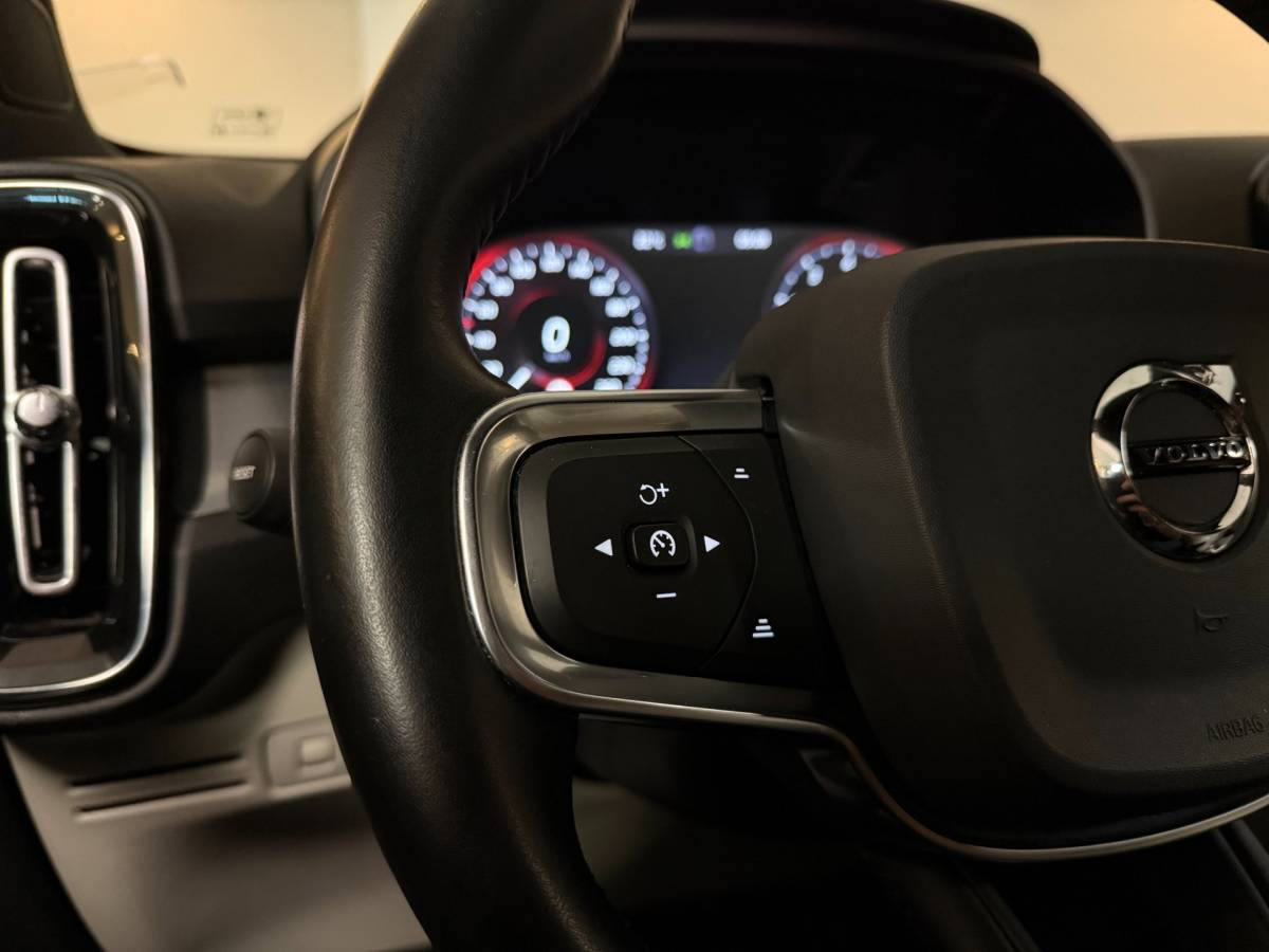 Volvo XC40 Volvo XC40 1.5 T3 Momentum Pro *Automaat* 2de Eigenaar|Carplay|Stoelverw.|Elektr.Achterklep|NAP