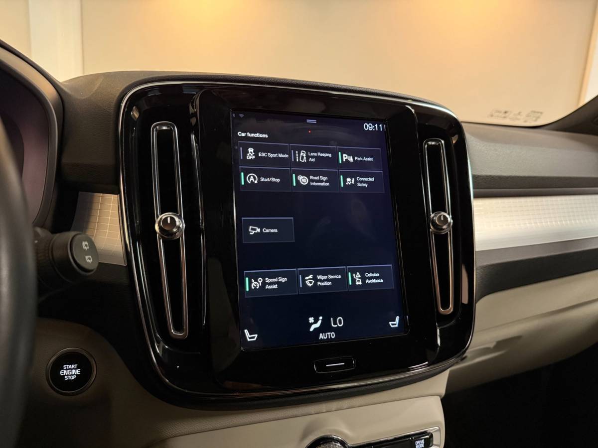 Volvo XC40 Volvo XC40 1.5 T3 Momentum Pro *Automaat* 2de Eigenaar|Carplay|Stoelverw.|Elektr.Achterklep|NAP