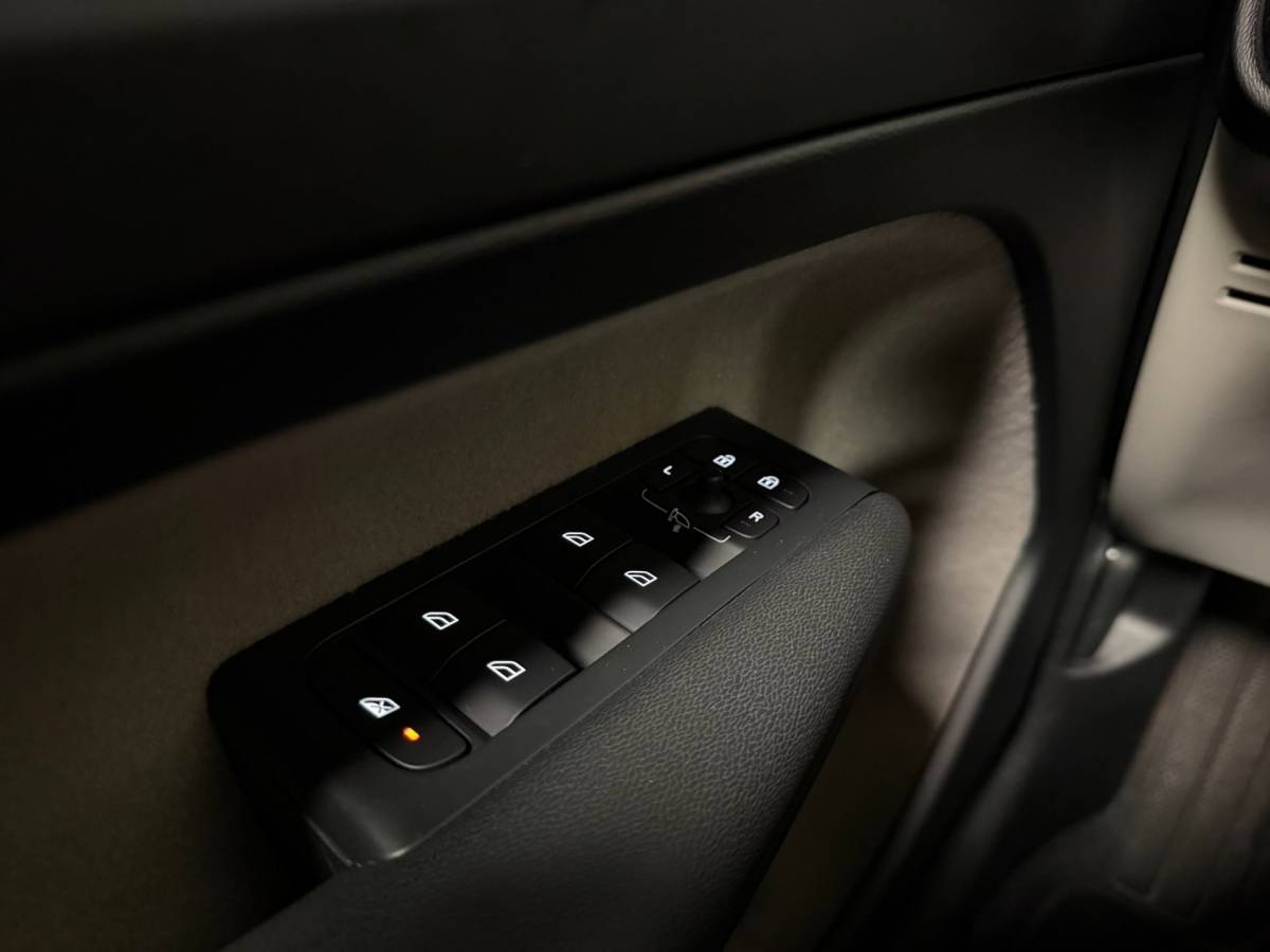 Volvo XC40 Volvo XC40 1.5 T3 Momentum Pro *Automaat* 2de Eigenaar|Carplay|Stoelverw.|Elektr.Achterklep|NAP