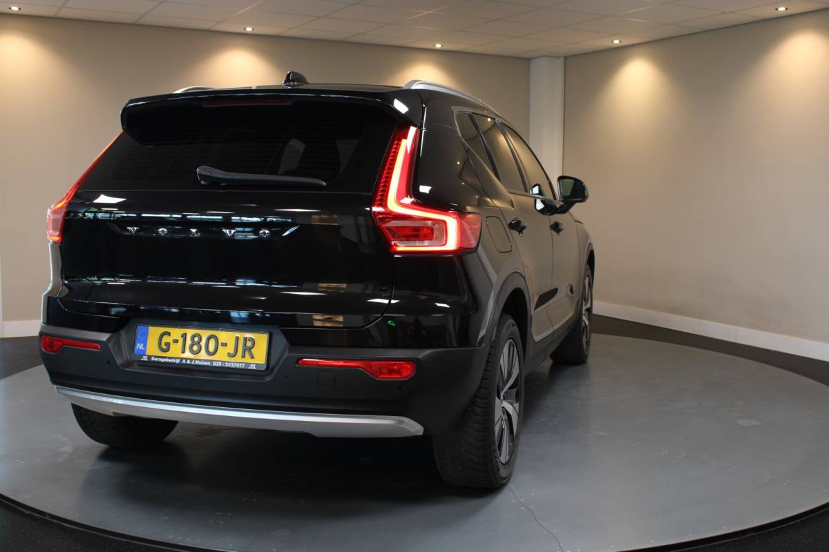 Volvo XC40 Volvo XC40 1.5 T3 Momentum Pro *Automaat* 2de Eigenaar|Carplay|Stoelverw.|Elektr.Achterklep|NAP