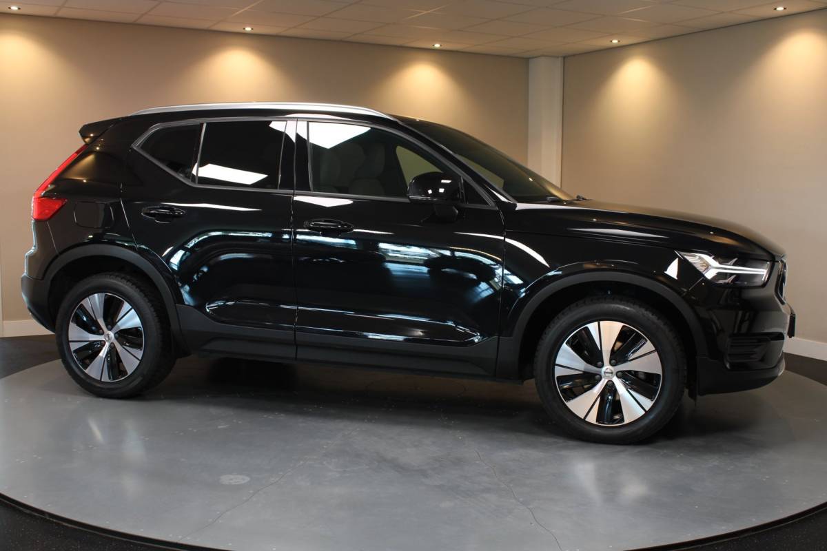 Volvo XC40 Volvo XC40 1.5 T3 Momentum Pro *Automaat* 2de Eigenaar|Carplay|Stoelverw.|Elektr.Achterklep|NAP