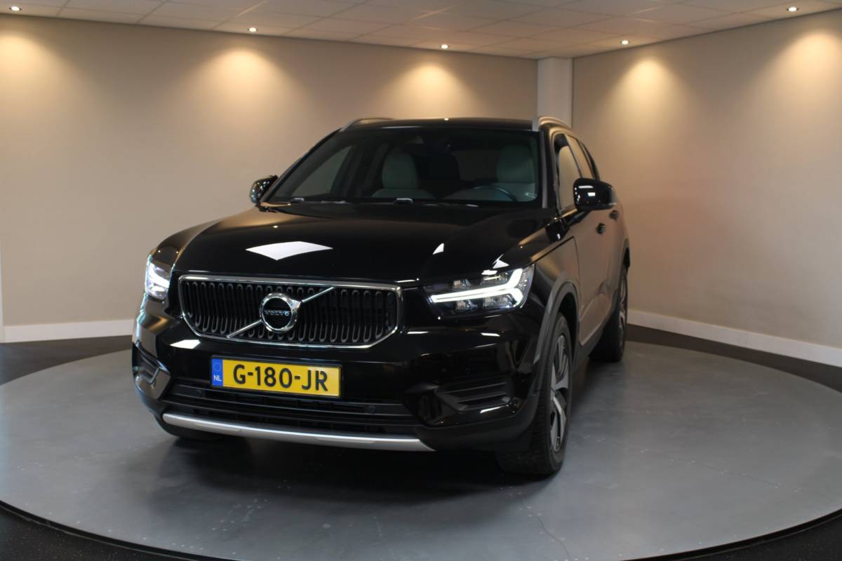 Volvo XC40 Volvo XC40 1.5 T3 Momentum Pro *Automaat* 2de Eigenaar|Carplay|Stoelverw.|Elektr.Achterklep|NAP